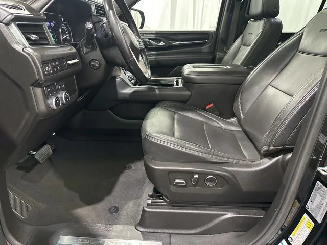 Used 2021 Black GMC Denali image 10