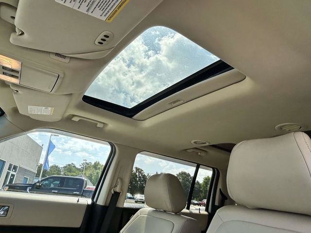 Used 2016 White Ford SEL image 20