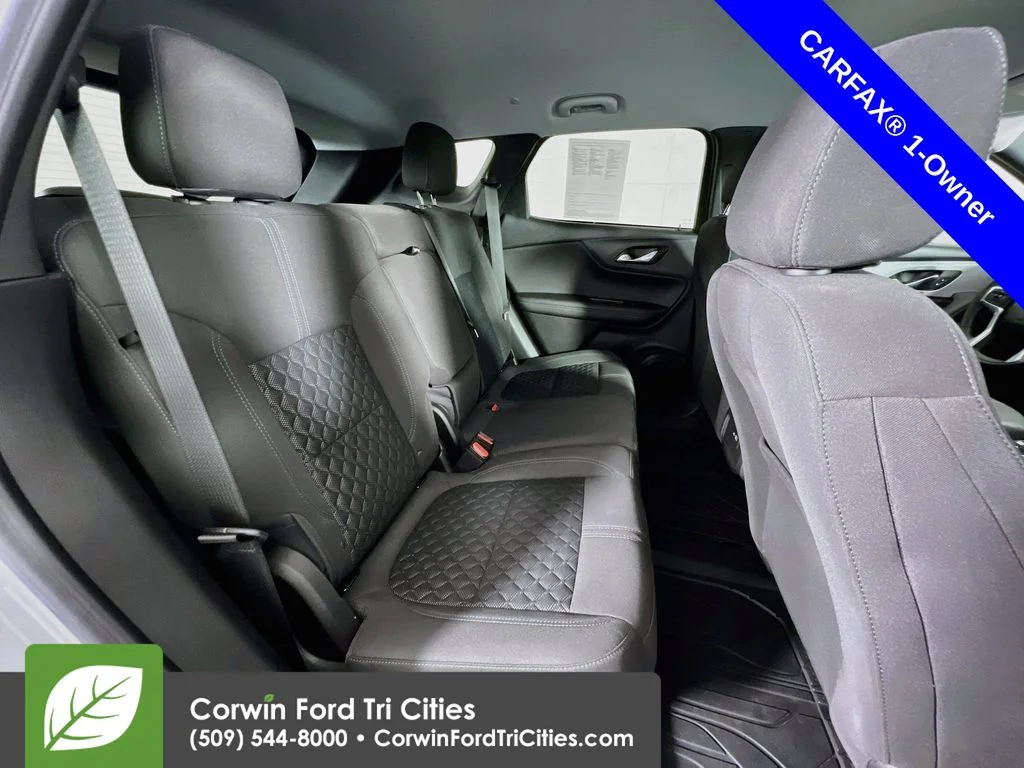 Used 2022 Summit White Chevrolet LT image 16
