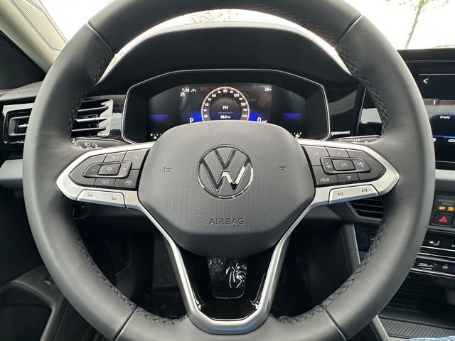 New 2026 Monterey Blue Pearl Volkswagen 1.5T SE image 39