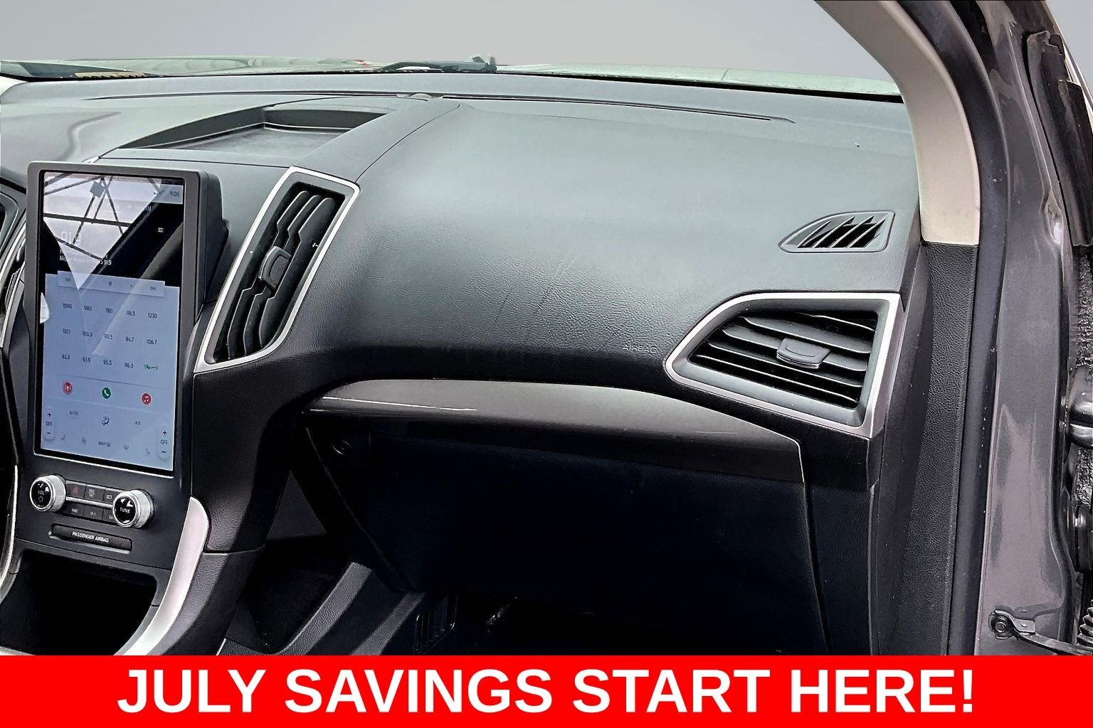 Used 2023 Gray Ford SEL image 30