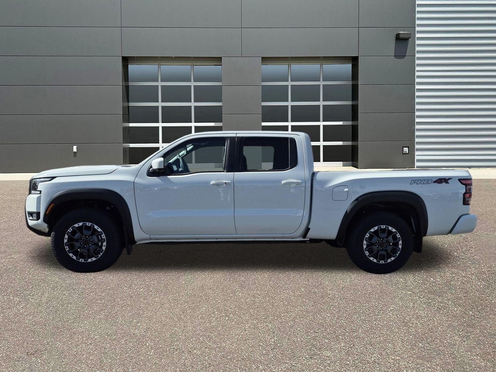 2026 Nissan Frontier PRO-4X - Photo 9