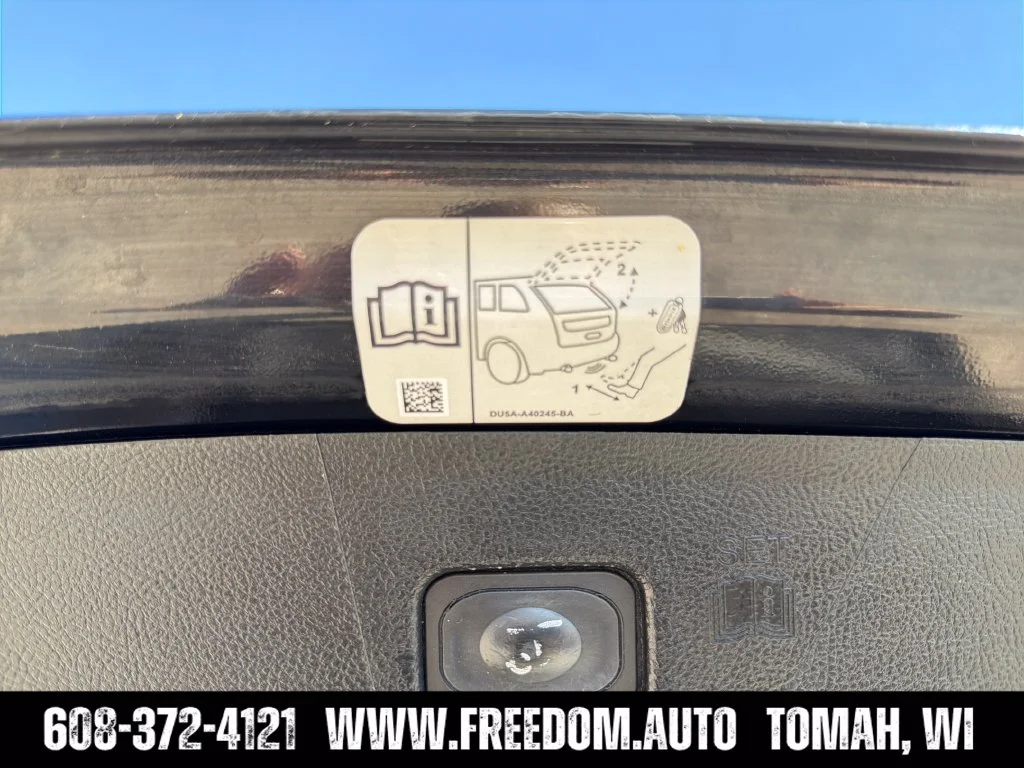 Used 2016 Black Ford SEL image 30