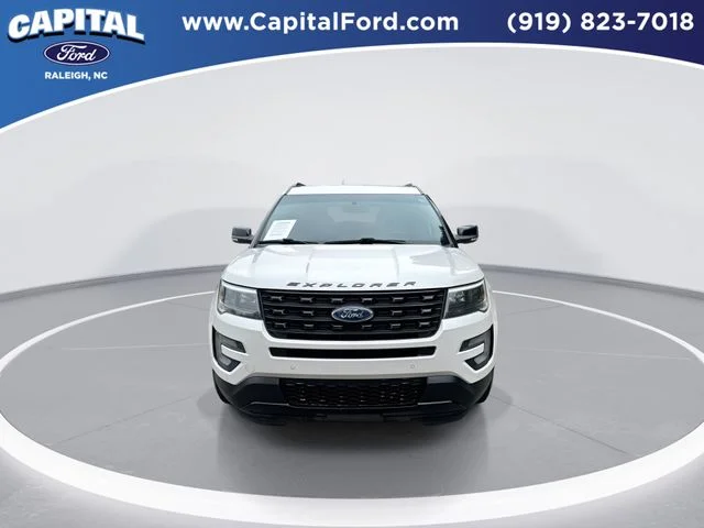 Used 2016 White Ford Sport image 3