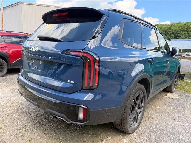 Used 2024 Black Kia EX X-Line image 20