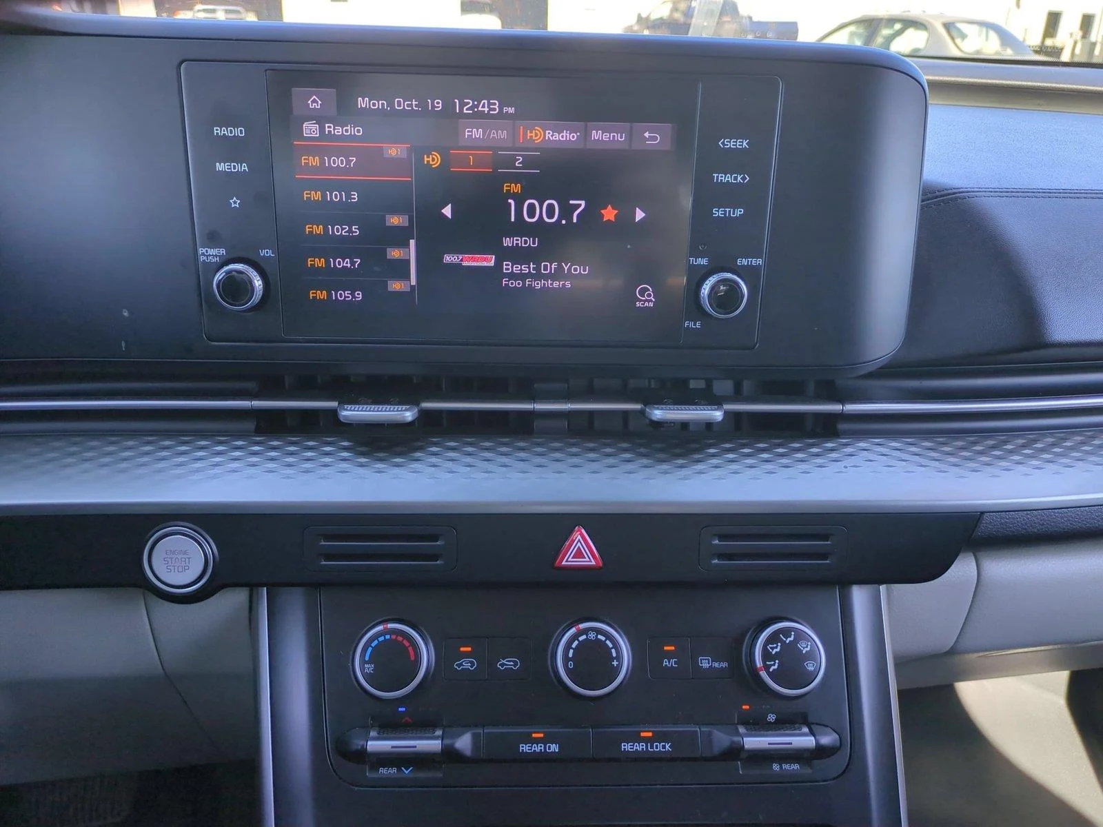 Used 2022 Deep Chroma Blue Kia LXS image 23