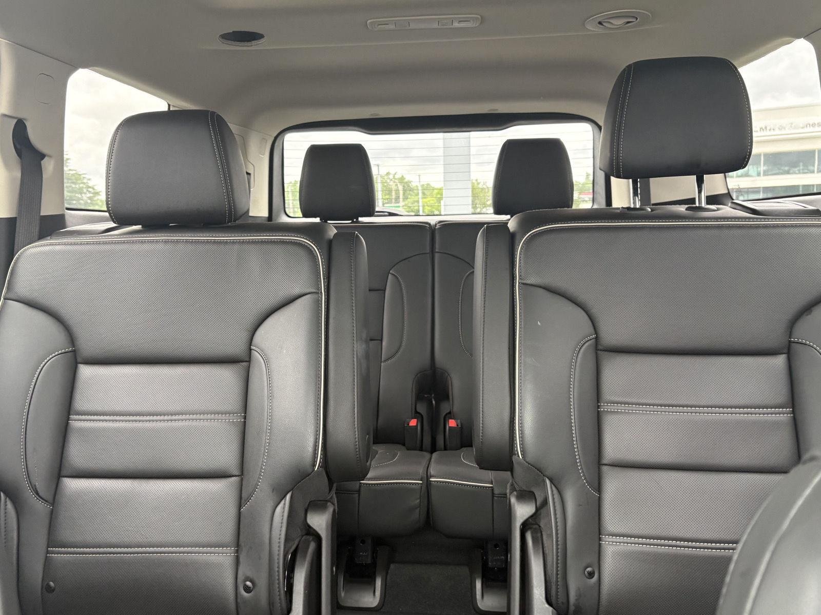 Used 2022 Midnight Blue Metallic GMC Denali image 12