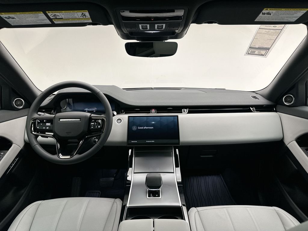 New 2026 Arroios Grey Metallic Land Rover S image 8