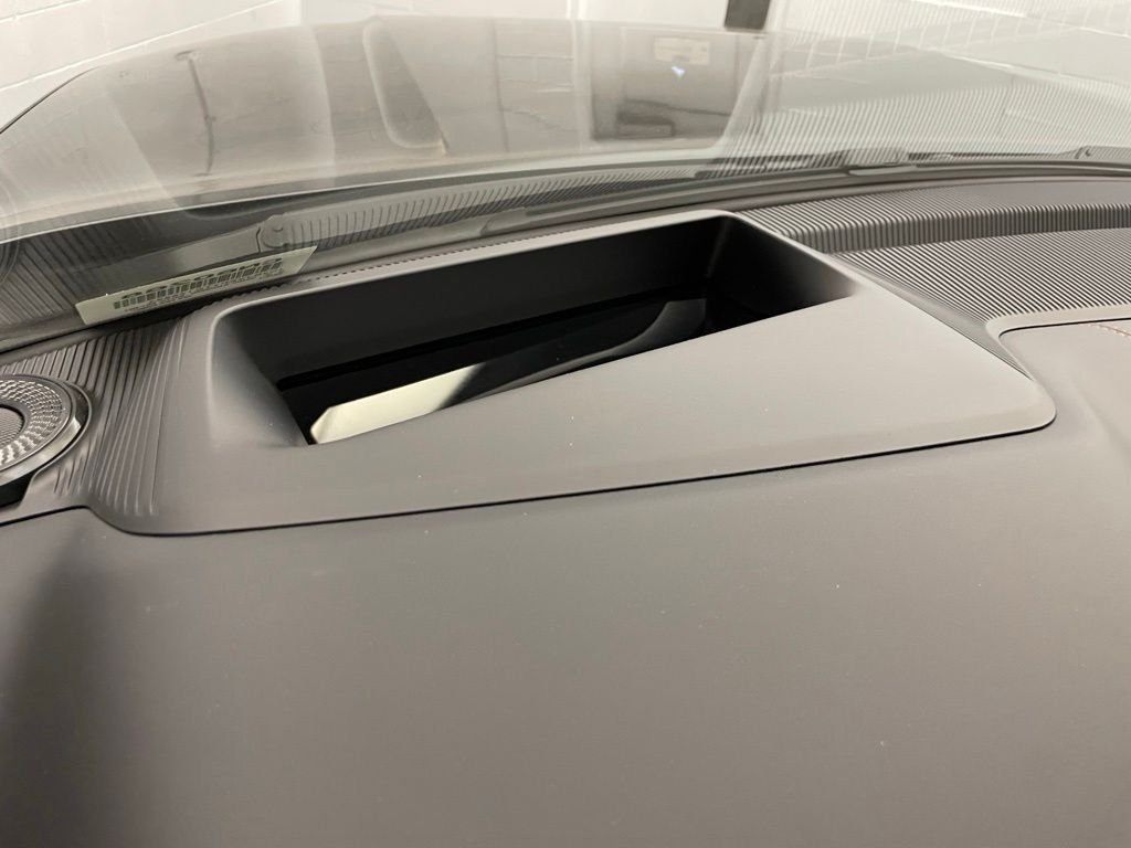 New 2026 Baltic-Gray Metallic Clear-Coat Exterior Paint Jeep Summit Reserve image 20