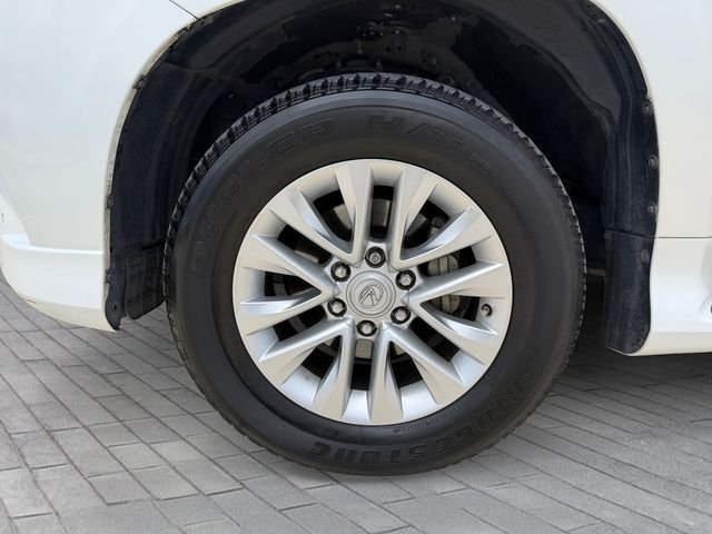 Used 2019  Lexus 460 image 9