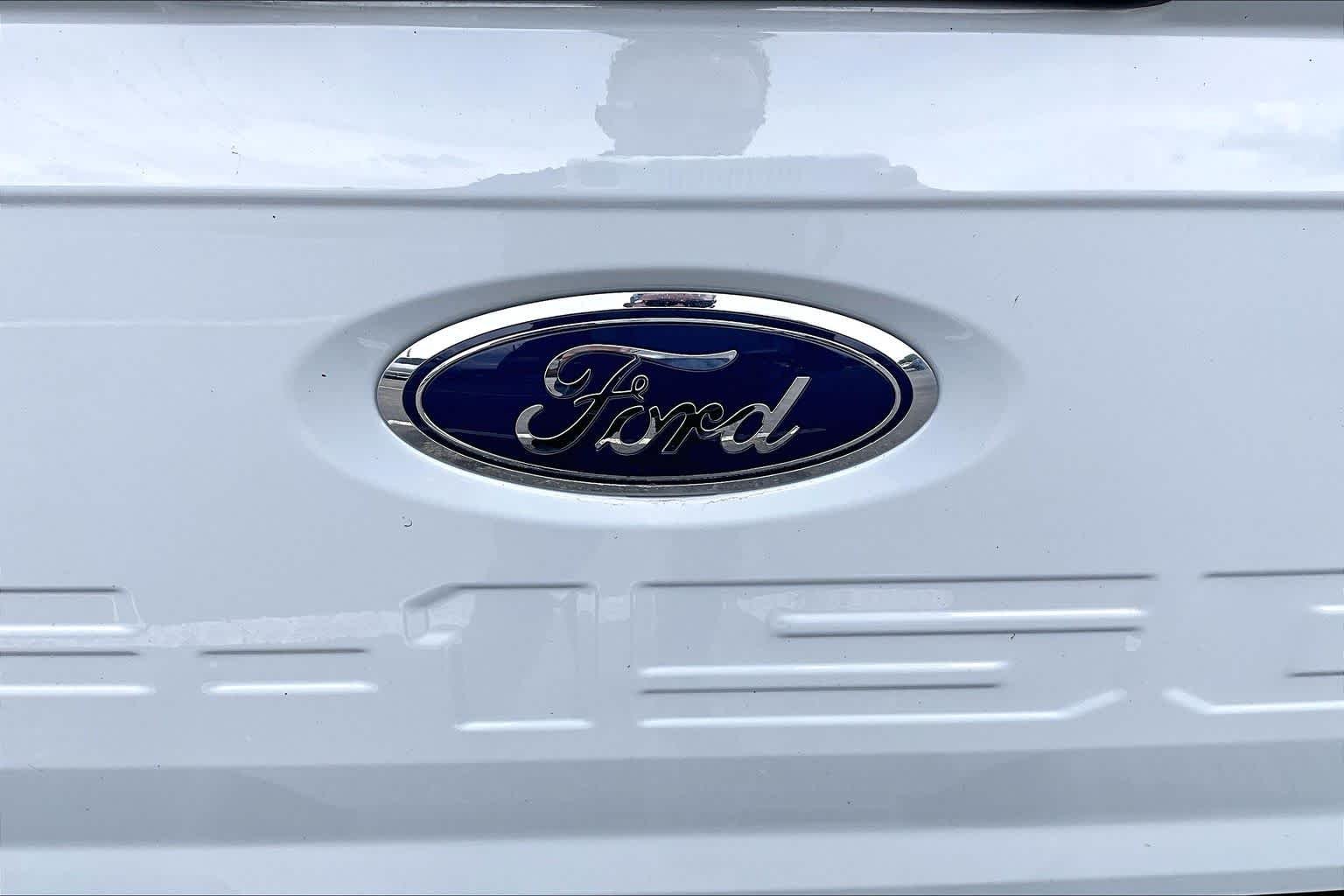 Used 2023 Avalanche Ford XLT image 32