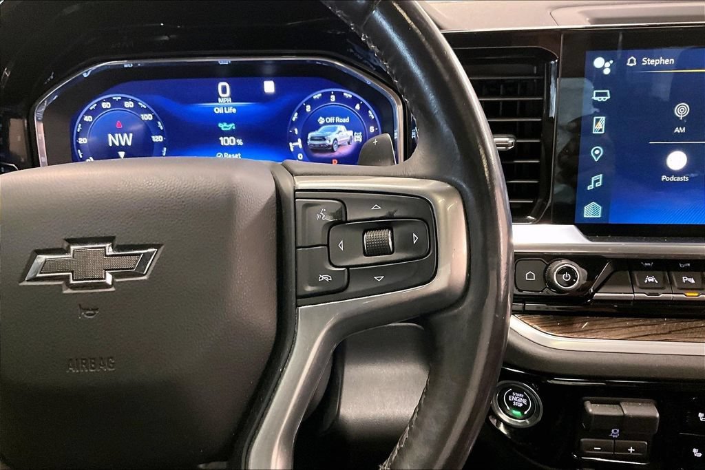 Used 2022 BLACK Chevrolet LT Trail Boss image 18