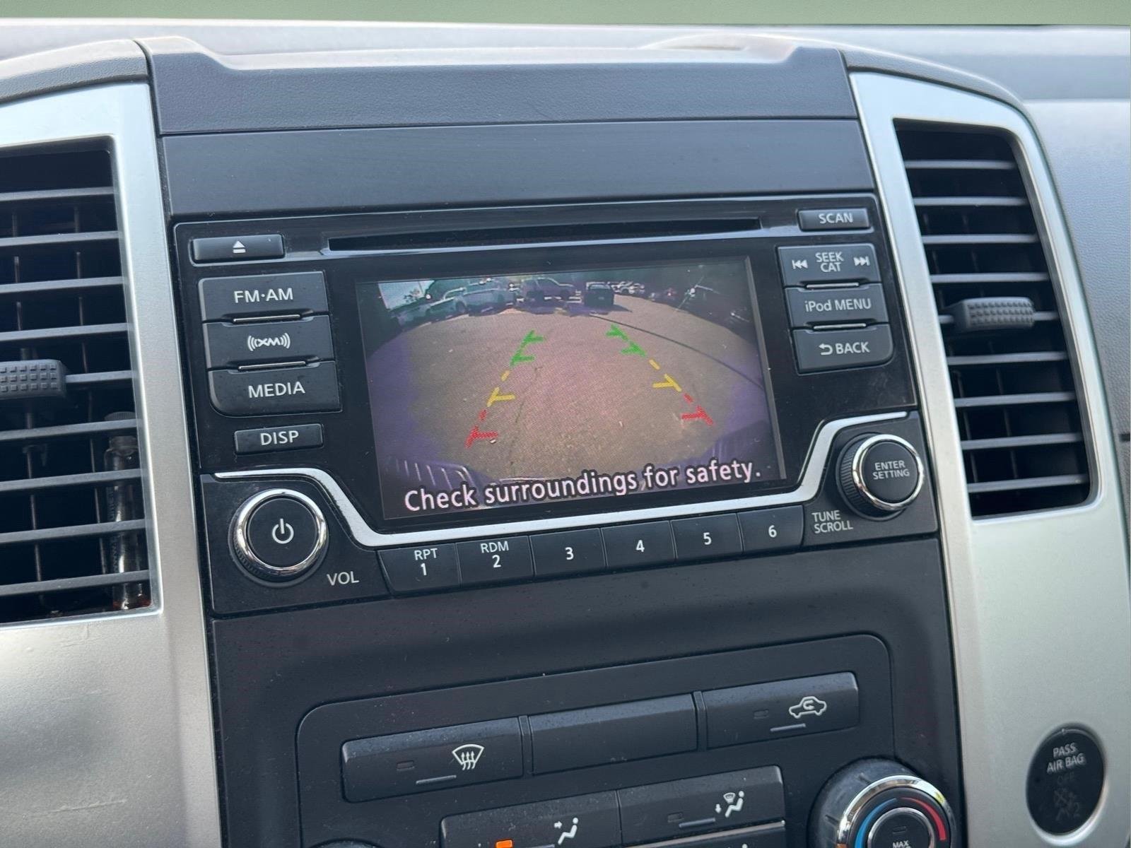 Used 2018 Magnetic Black Nissan SV V6 image 28