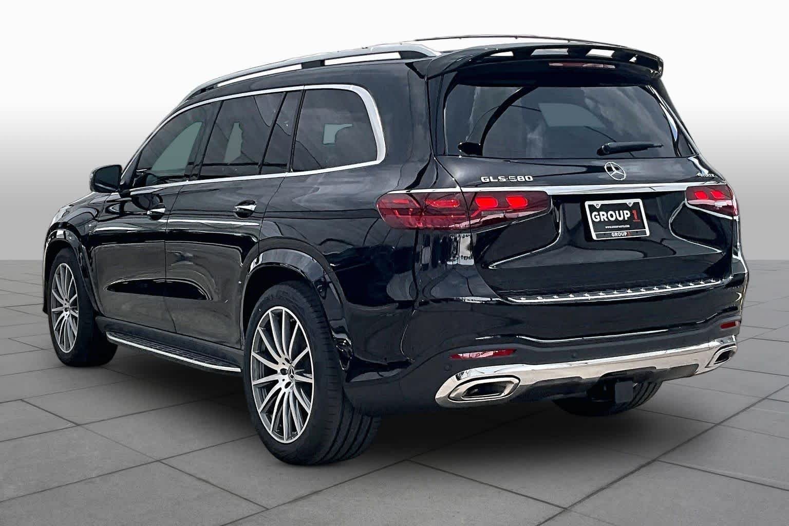 New 2026 Obsidian Black Metallic Mercedes-Benz GLS 580 image 4
