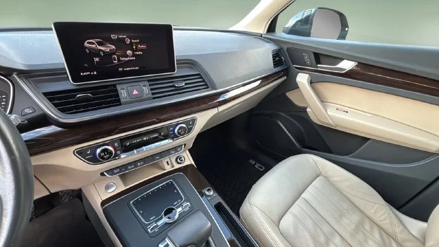 Used 2018 Gray Audi 2.0T image 25