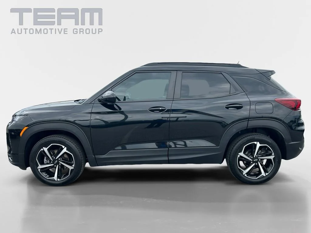 Used 2023 Mosaic Black Metallic Chevrolet RS image 4