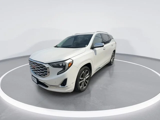 Used 2020 White GMC Denali image 4