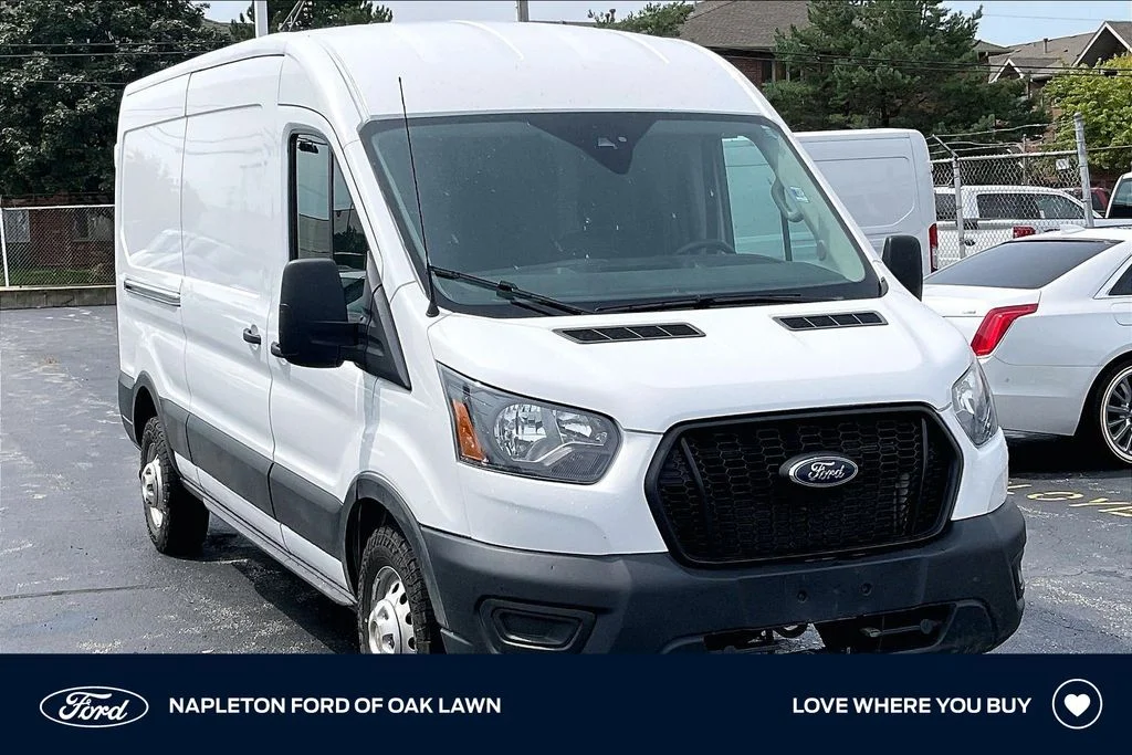 Used 2023 White Ford Base image 1