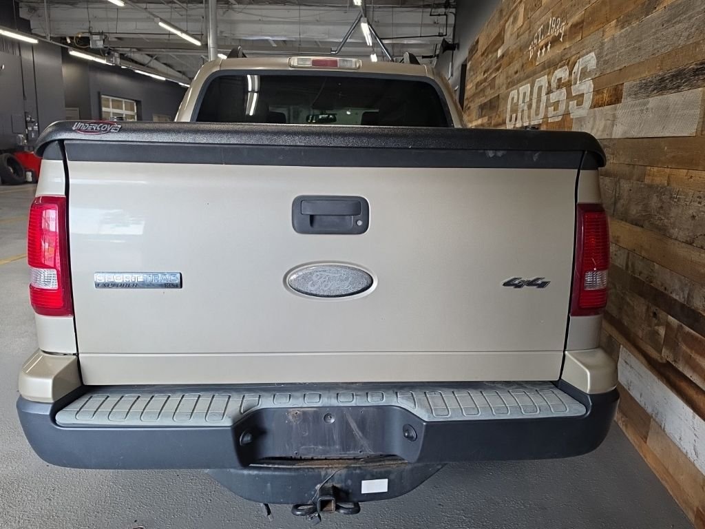 Used 2007 Pueblo Gold Clearcoat Metallic Ford XLT image 5