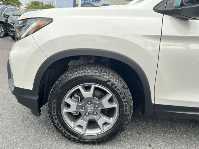 Used 2023 White Honda TrailSport image 21
