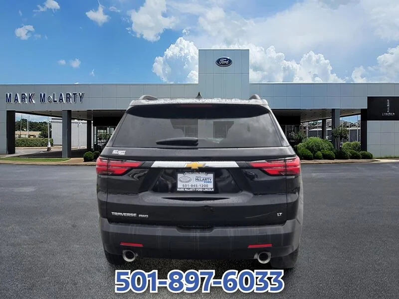 Used 2023 Black Metallic CHEVROLET AWD 4DR LT CLOTH W/1LT image 4