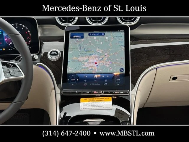 New 2027 Polar White Mercedes-Benz GLC 300 image 11
