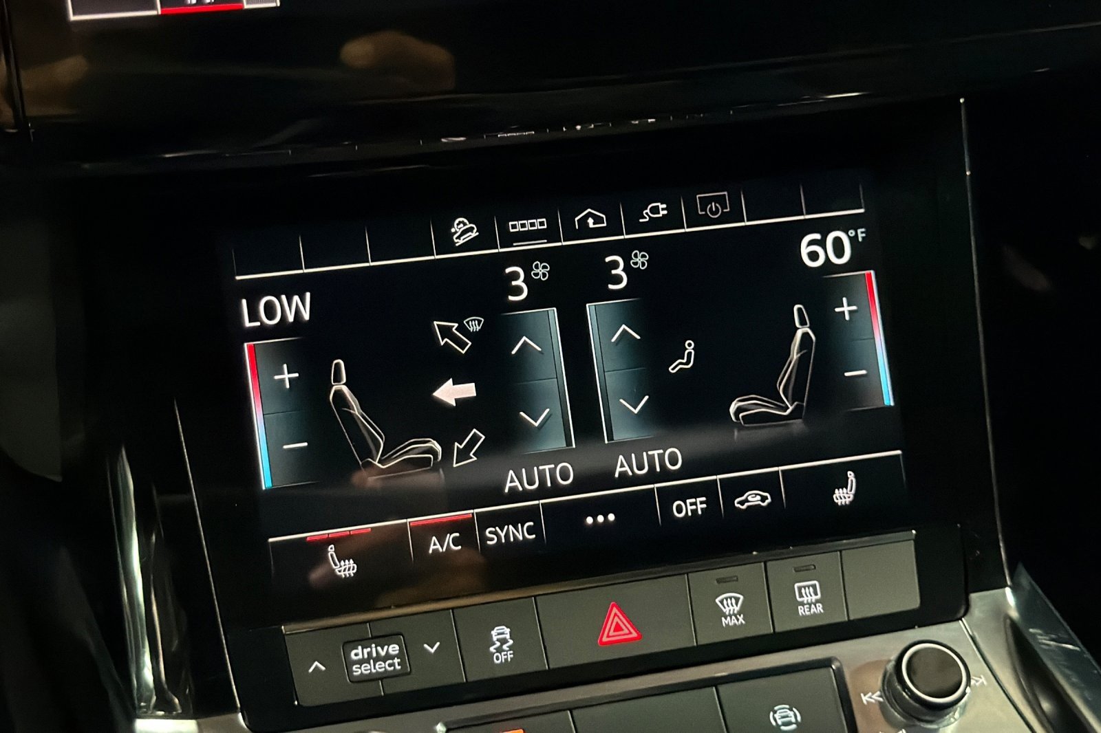 Used 2021 Navarra Blue Metallic Audi Premium quattro image 20