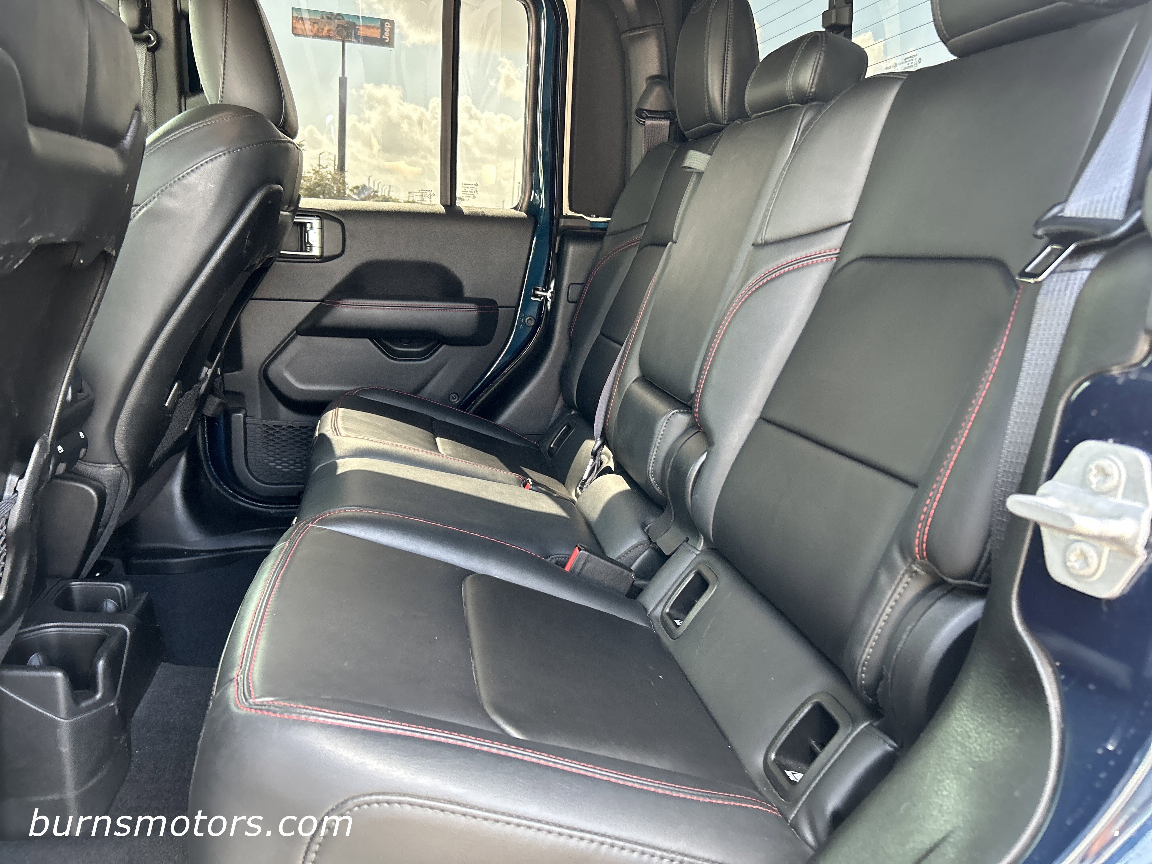 Used 2025 Fathom Blue Jeep Rubicon X image 11