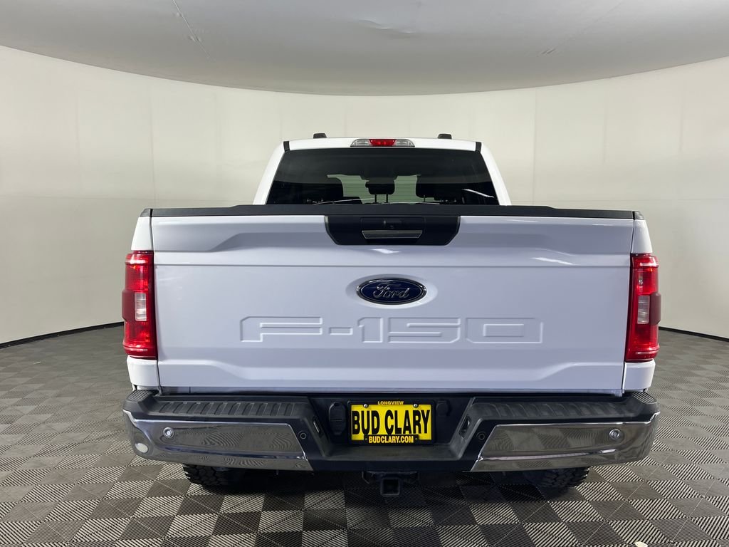 Used 2021 Oxford White Ford XLT image 6