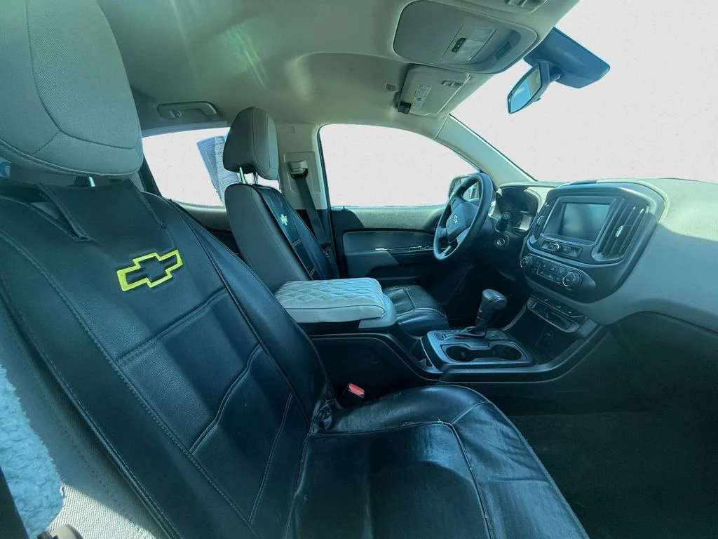 Used 2018 White Chevrolet Work Truck image 9