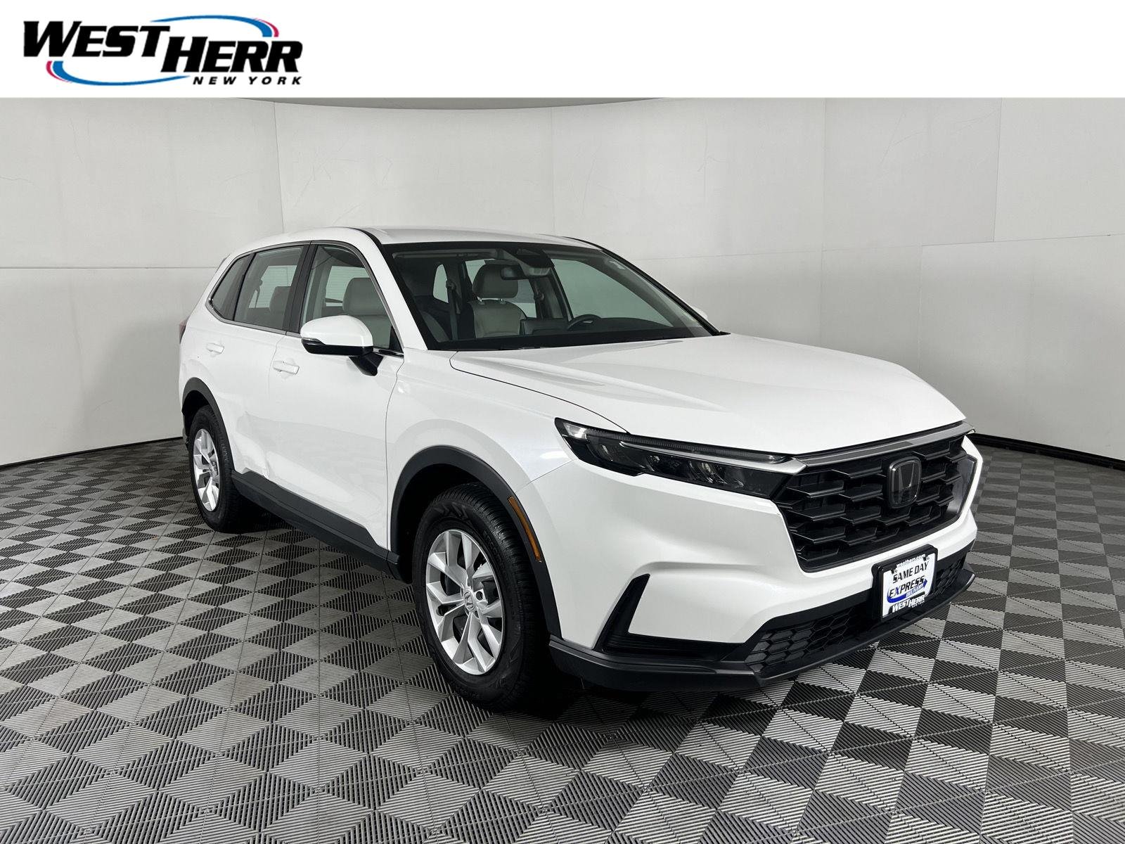 Used 2023 Platinum White Pearl Honda LX image 1