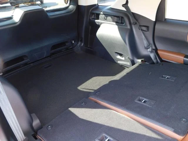 New 2026 Ruby Red Metallic Tinted Clearcoat Ford Outer Banks® image 67