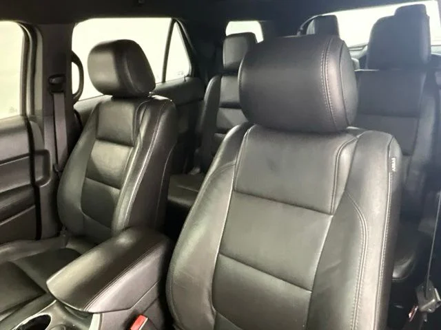 Used 2015 Silver Ford XLT image 5