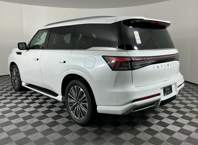 New 2026 White INFINITI LUXE image 4
