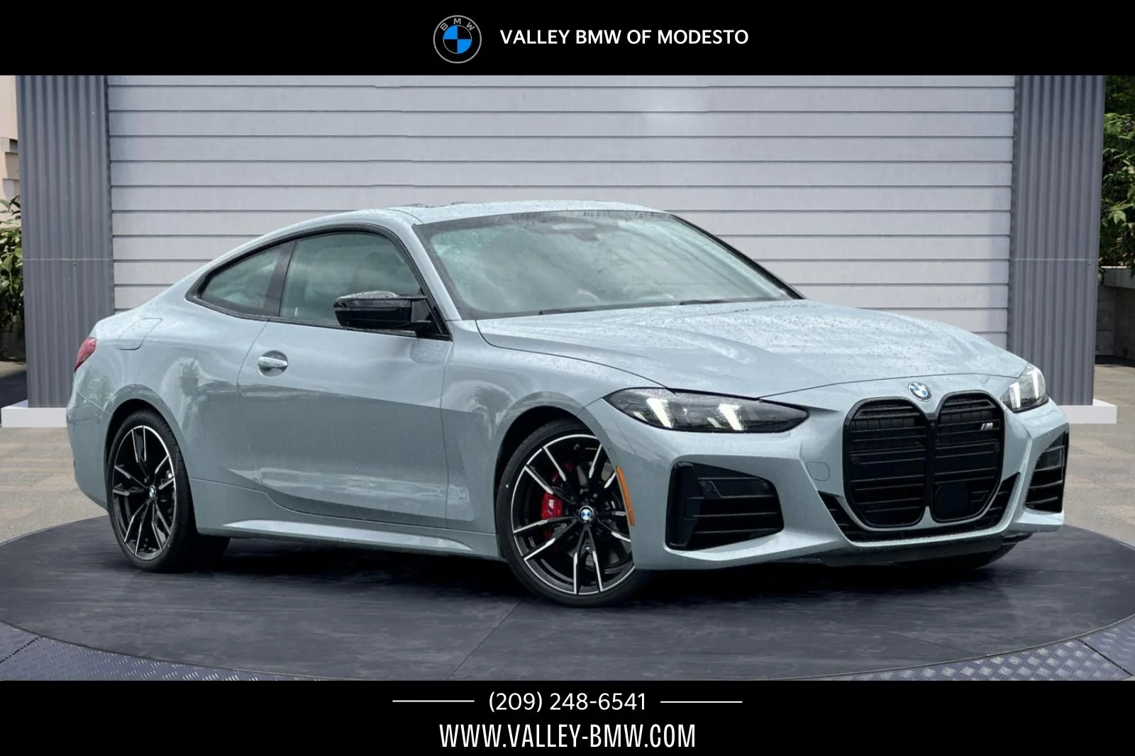 2026 BMW 4 Series M440i Coupe's photo