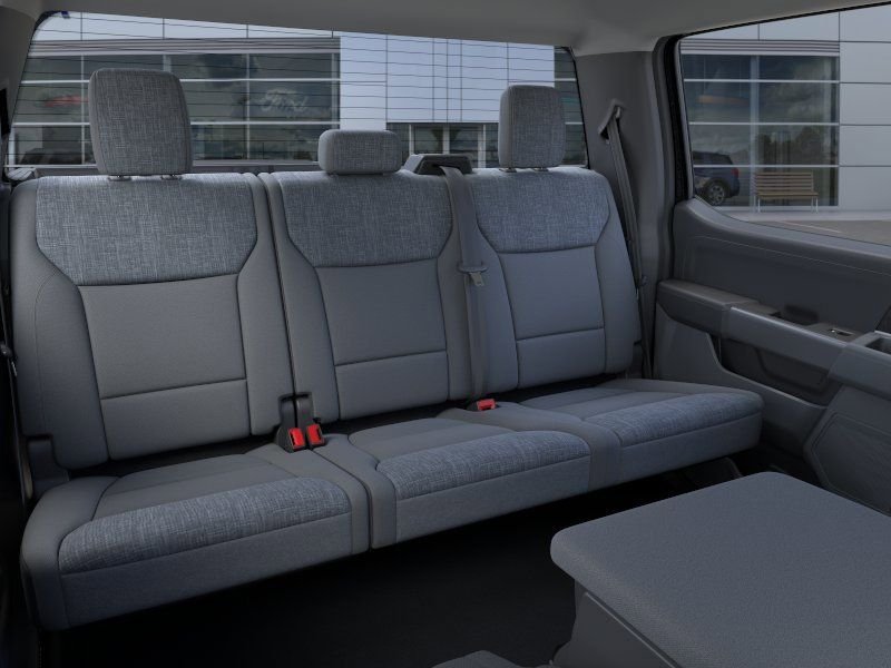 New 2026 Agate Black Metallic Ford XLT image 12