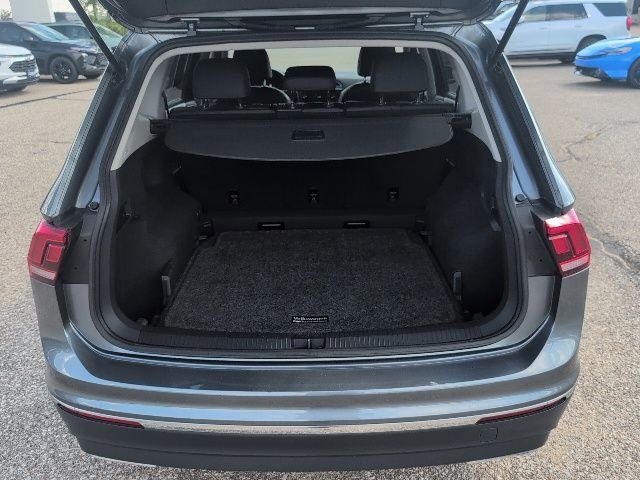 Used 2020 Gray Volkswagen 2.0T SE image 20