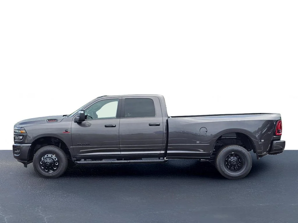 New 2026 Granite Crystal Metallic Clear-Coat Exterior Paint RAM Big Horn image 16