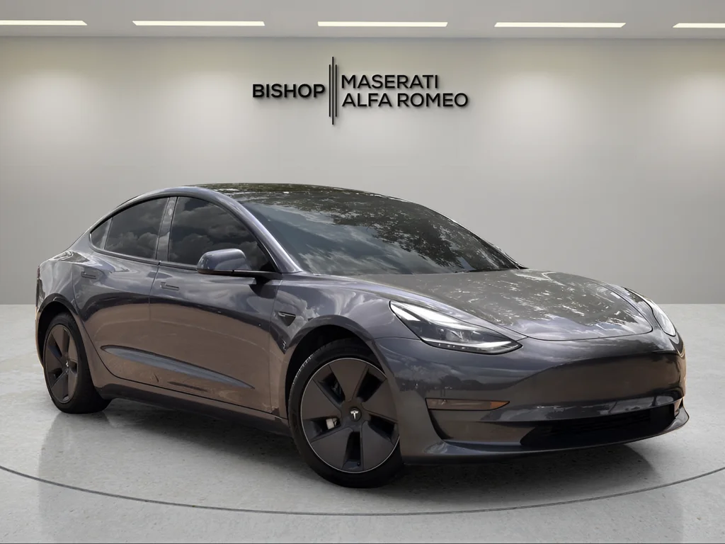 2023 Tesla Model 3 -'s photo