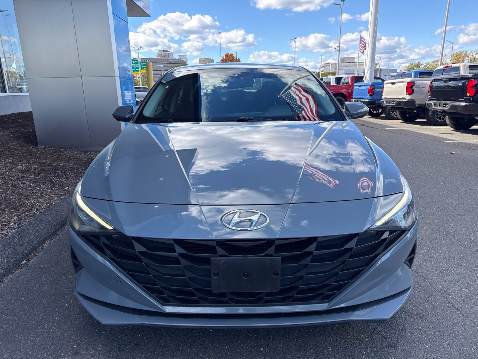 Used 2022  Hyundai SEL image 3