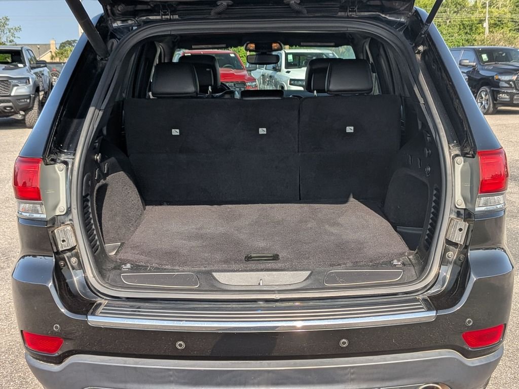 Used 2019 Black Jeep Limited image 26