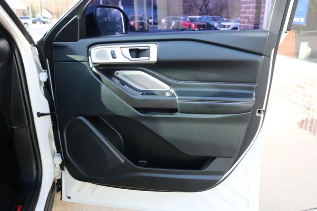 Used 2020 White Ford ST image 29