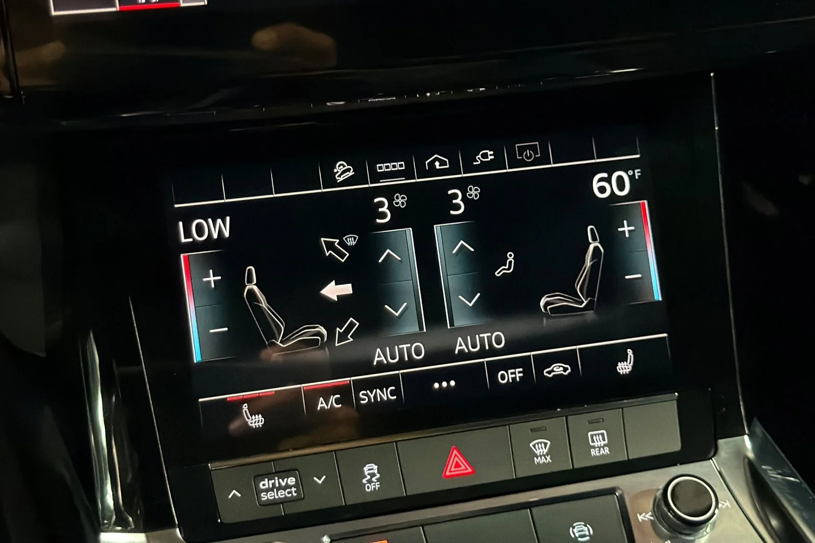 Used 2021 Navarra Blue Metallic Audi Premium quattro image 20