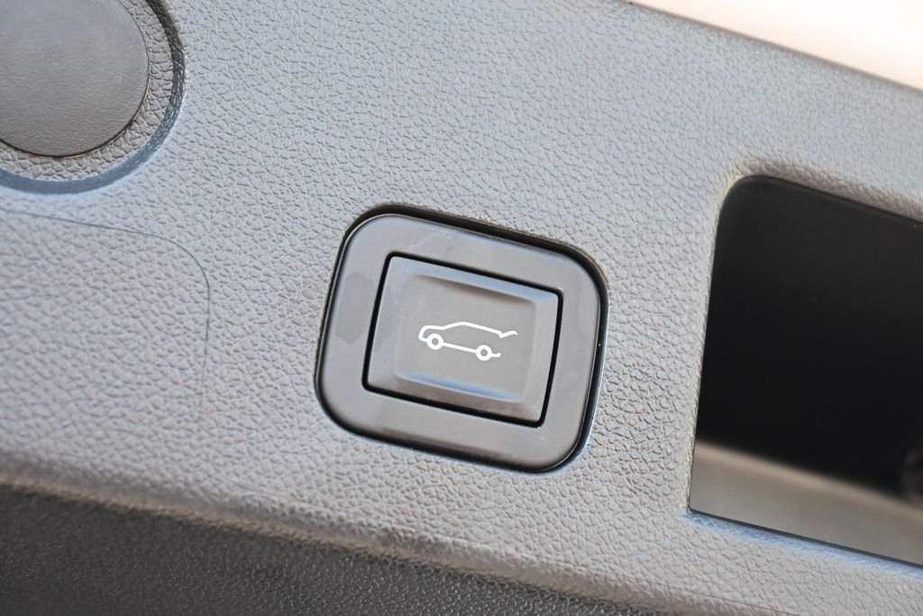 Used 2026 Polar White Chevrolet RS image 13