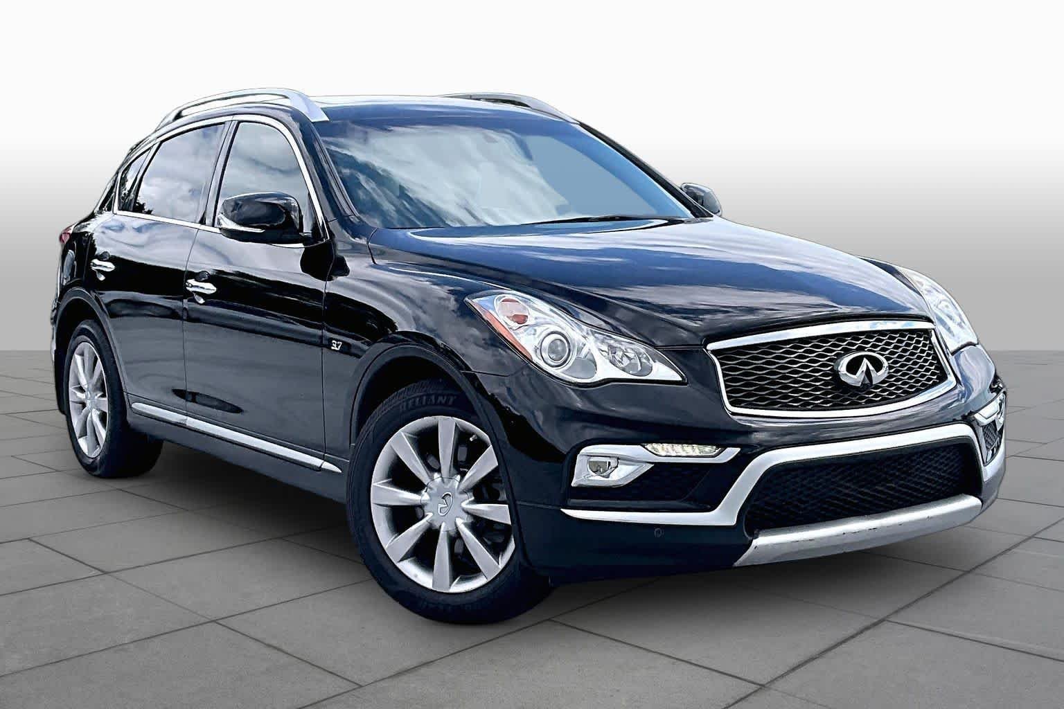 Used 2017 Black Obsidian INFINITI  image 3