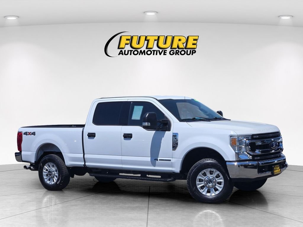 Used 2022 White Ford XLT image 1