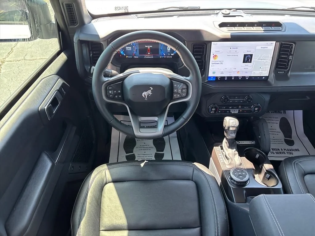 Used 2025 White Ford Badlands image 20