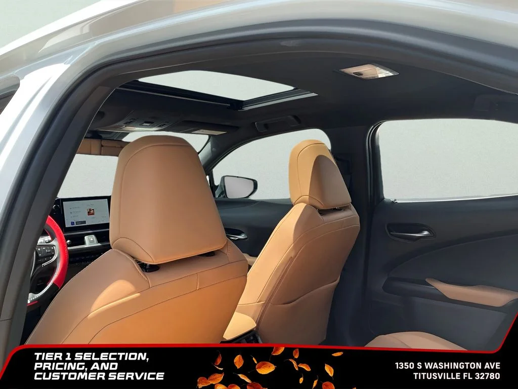 Used 2025 White Lexus 300h Premium image 22