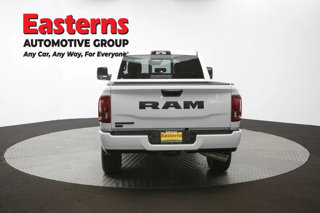 Used 2025 White Ram Big Horn image 35