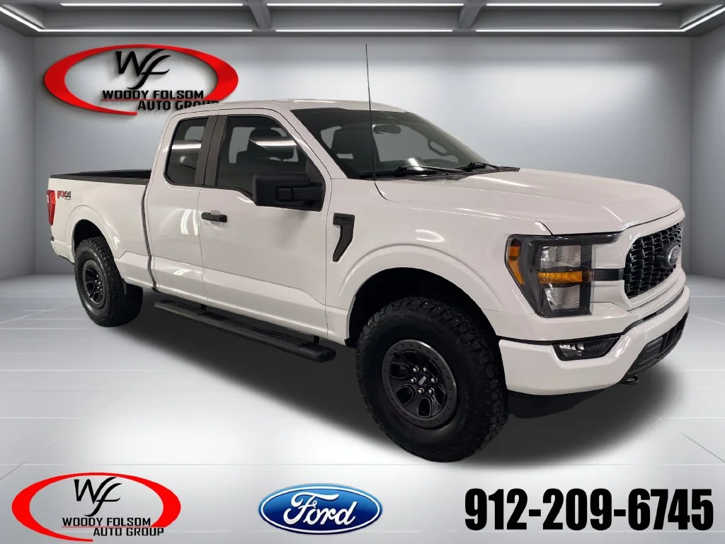 Used 2023 White Ford XL image 1